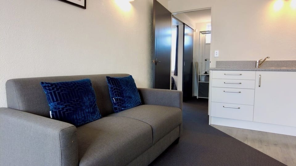 Family Apartment | Living area | TV