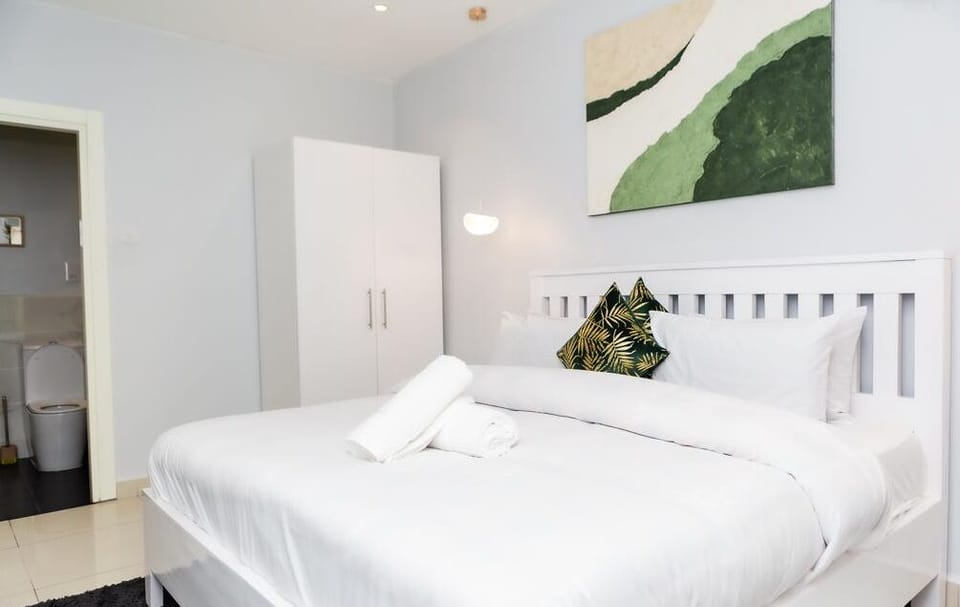 Apartment, Balcony, Garden View | 1 bedroom, in-room safe, desk, blackout drapes