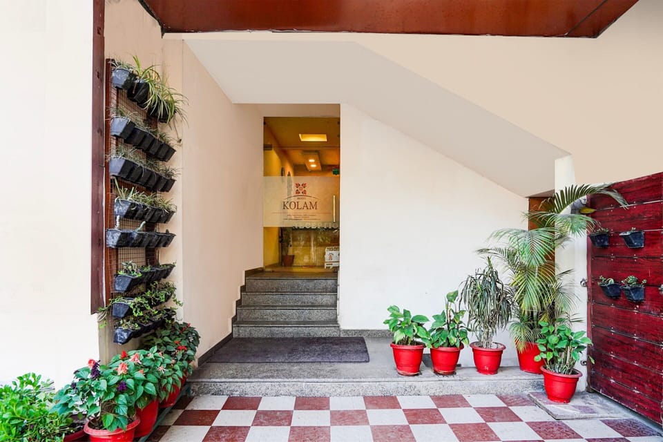 House | Reception