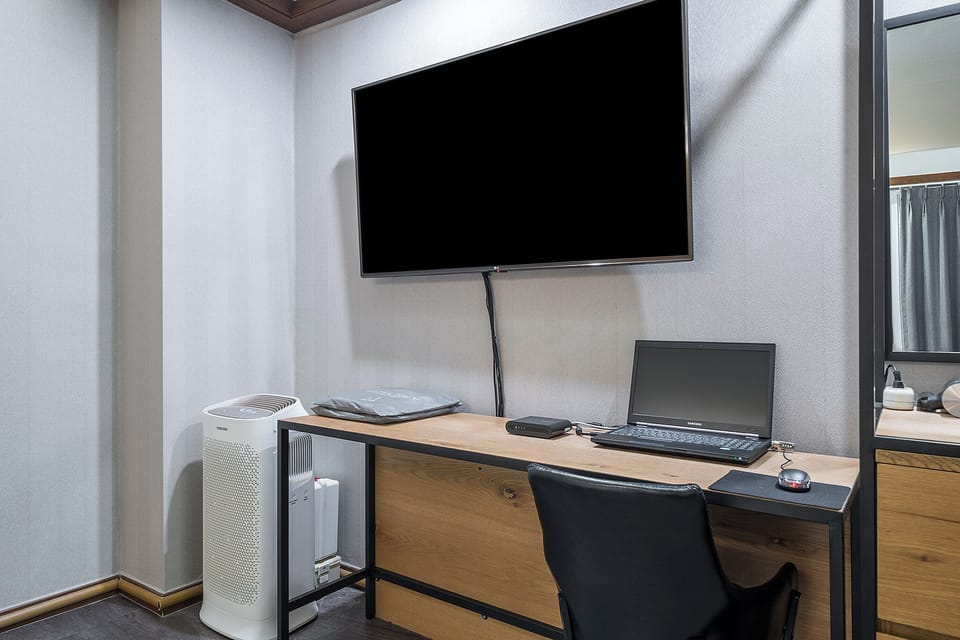Premium Double Room | Free WiFi