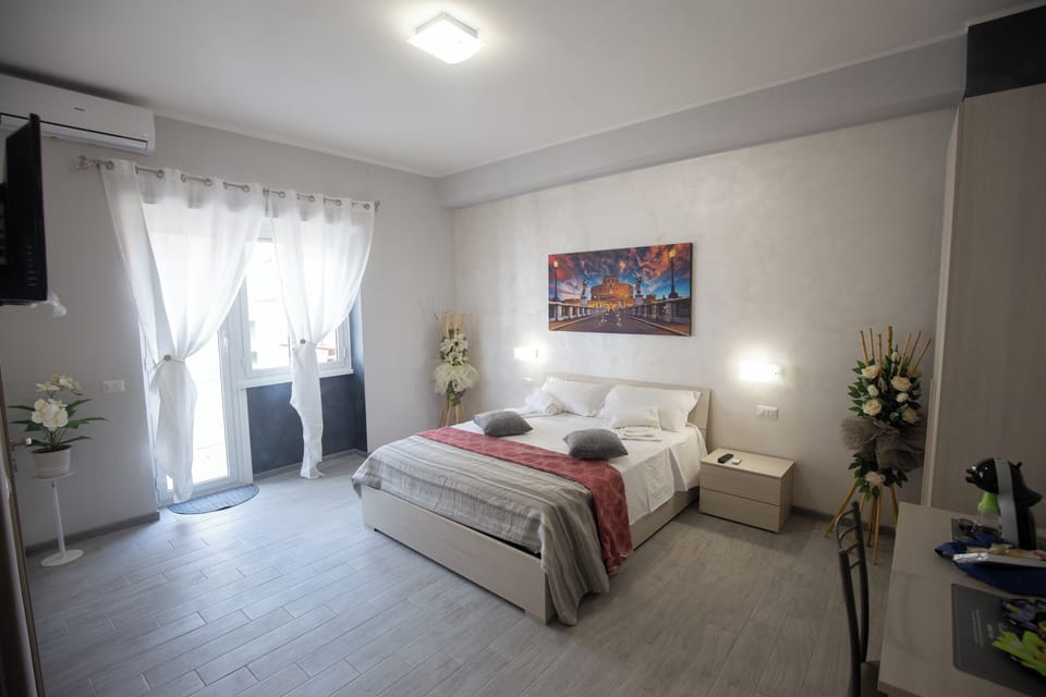 San Pietro | Desk, soundproofing, free WiFi