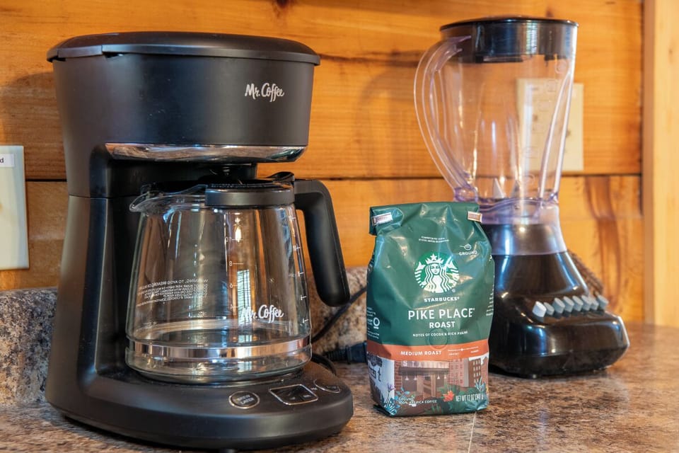 Roudy's Roost's fully equipped kitchen