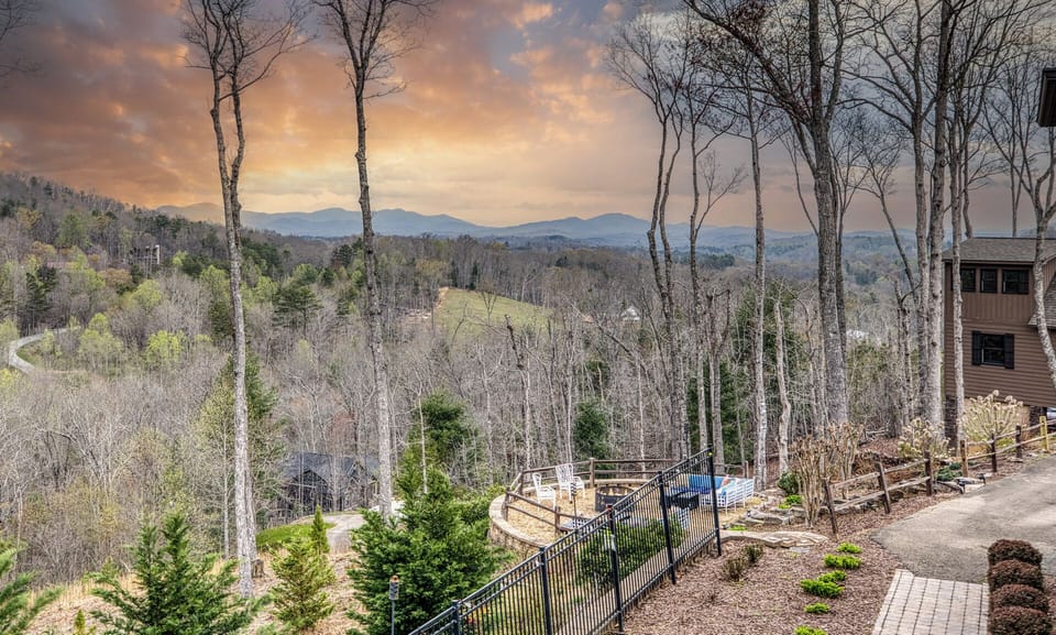 “The views were unreal—every morning started with coffee and mountain skies. Pure peace.”