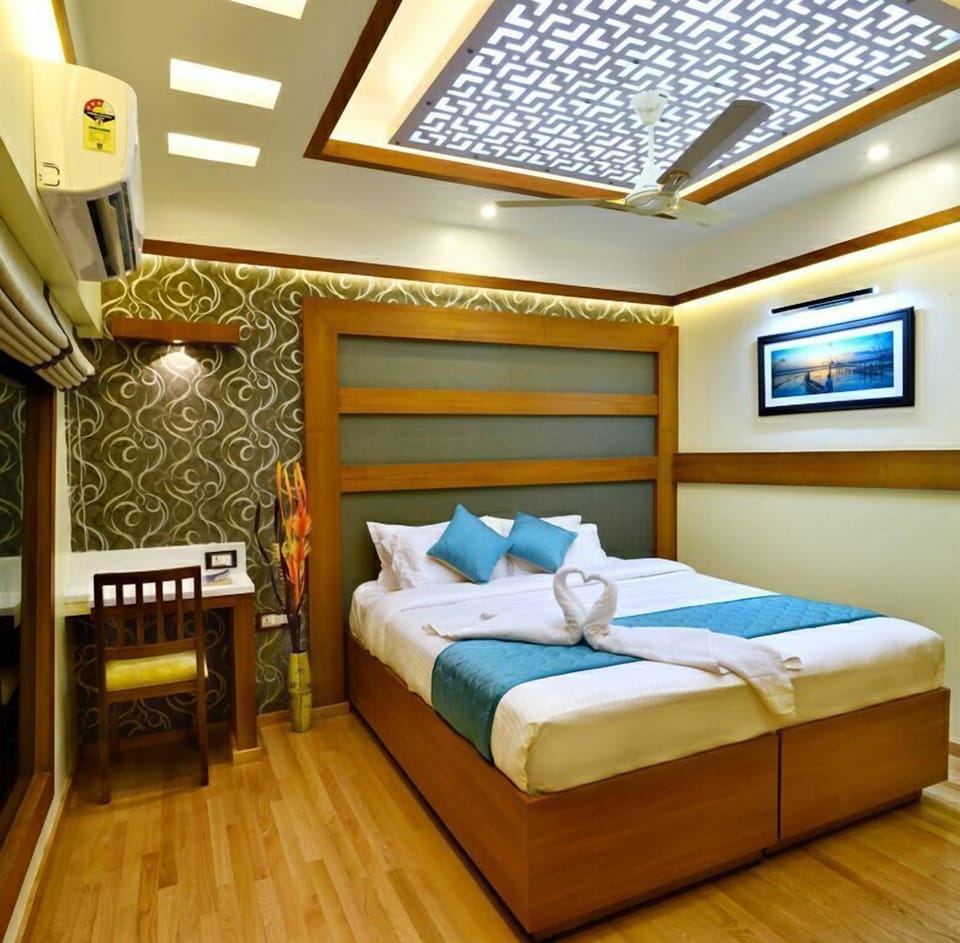 Luxury Double Room, Lake View | Free WiFi
