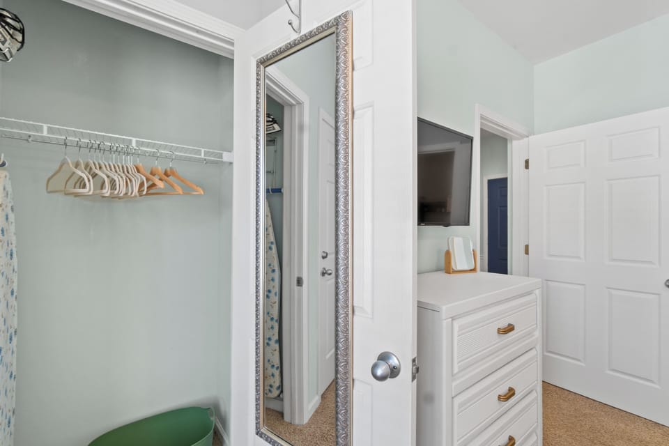 King Suite Closet