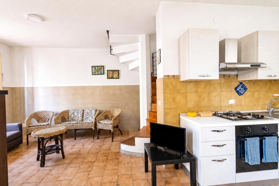 Kitchen and dining area