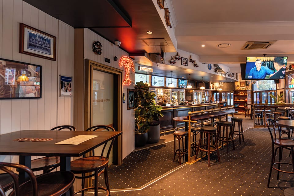 Courthouse Hotel Hotel in Surry Hills