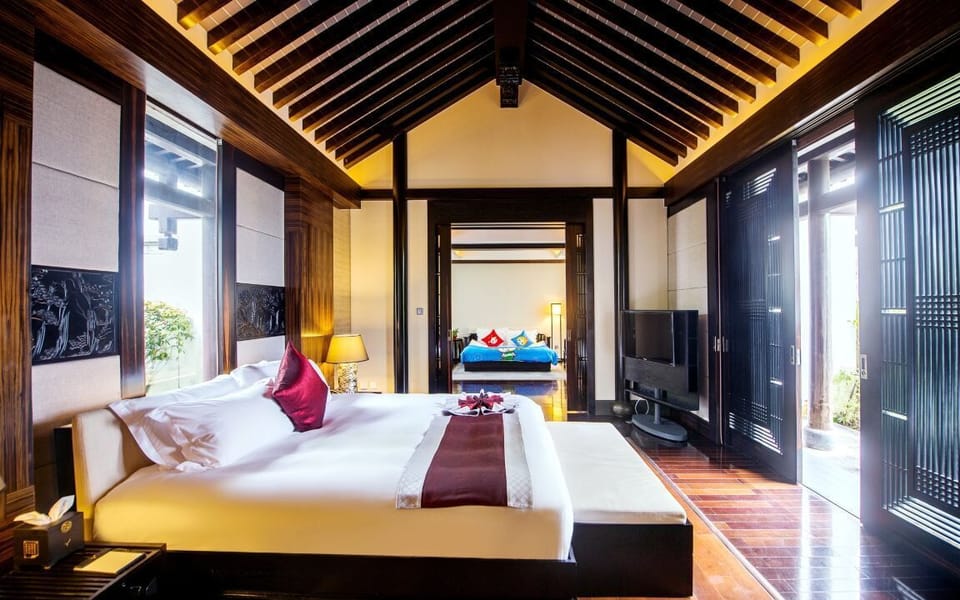 Room | In-room safe, desk, iron/ironing board, free WiFi
