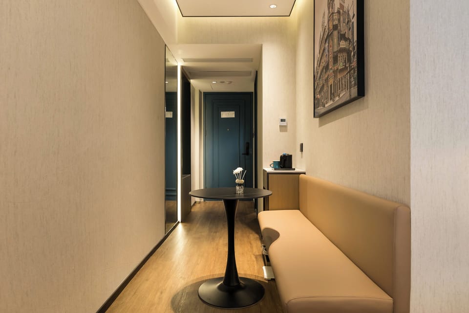 Superior Guest Room | Premium bedding, down comforters, pillowtop beds, free minibar