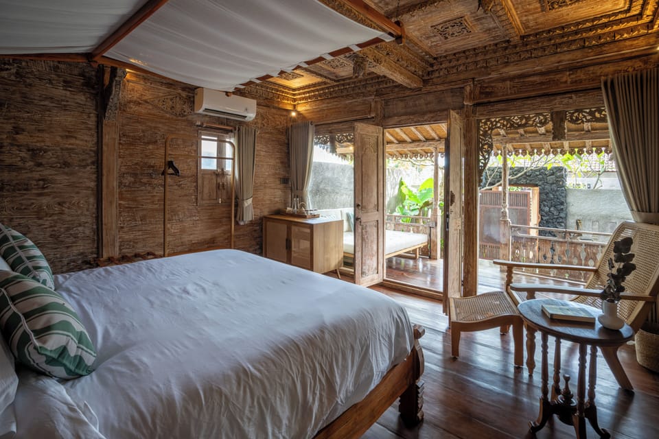 Sungsang Villa | Minibar, desk, free WiFi, bed sheets