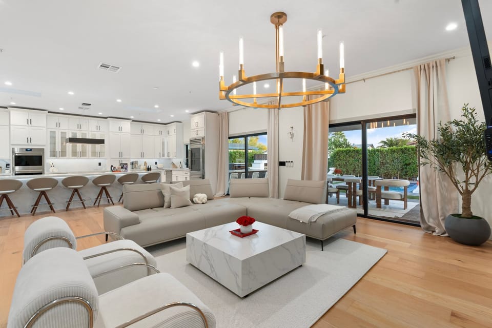 House | 4 bedrooms, desk, high-speed internet