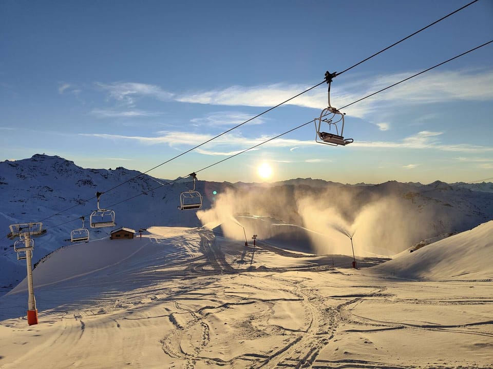Snow and ski sports