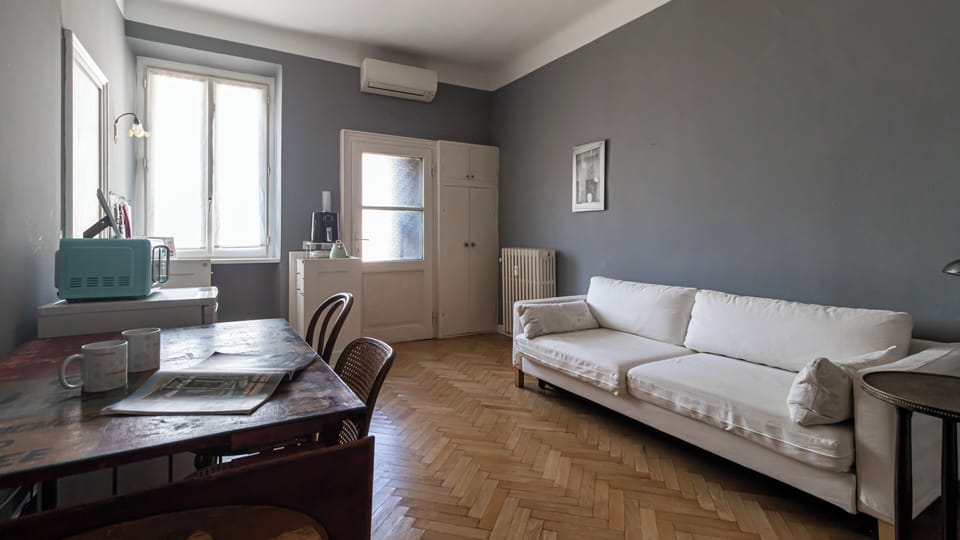Apartment (1 Bedroom) | Interior