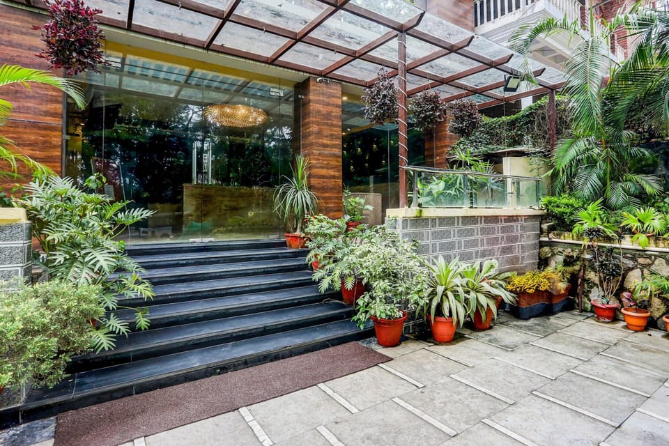 House | Reception
