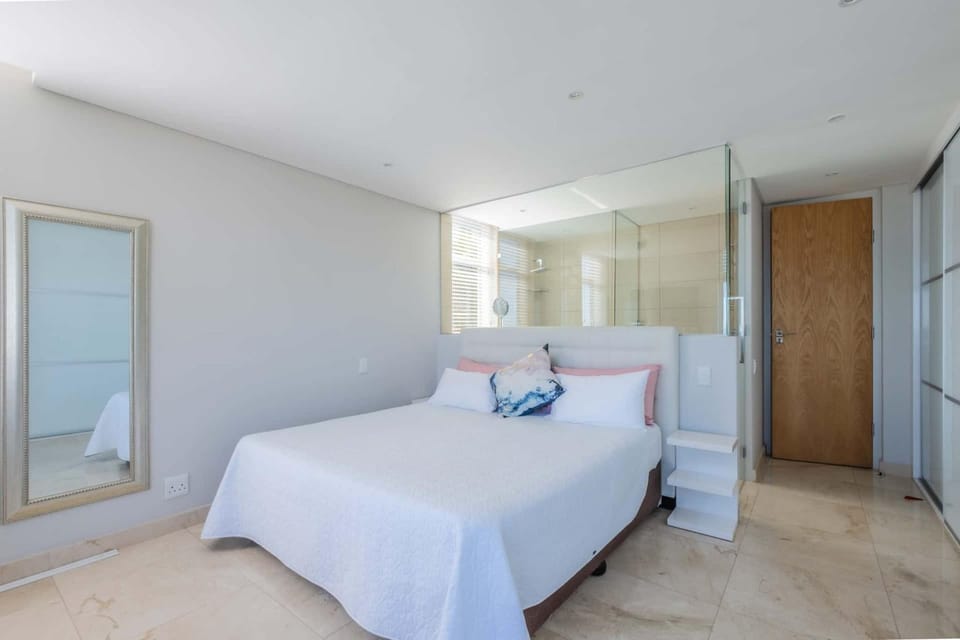 House | 3 bedrooms, desk, Internet