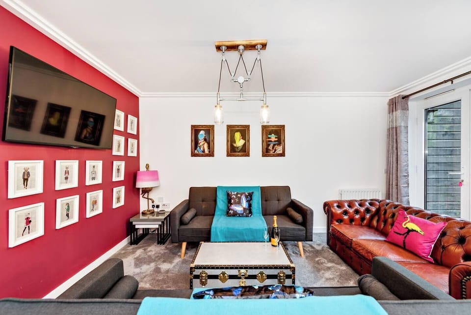 Stunning open plan lounge