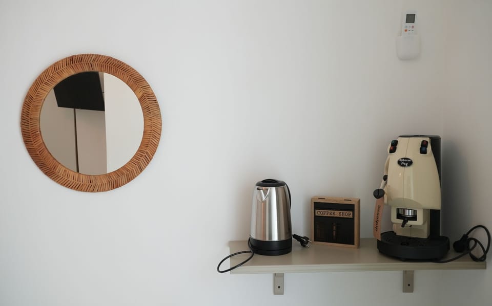 Room, City View | Living area