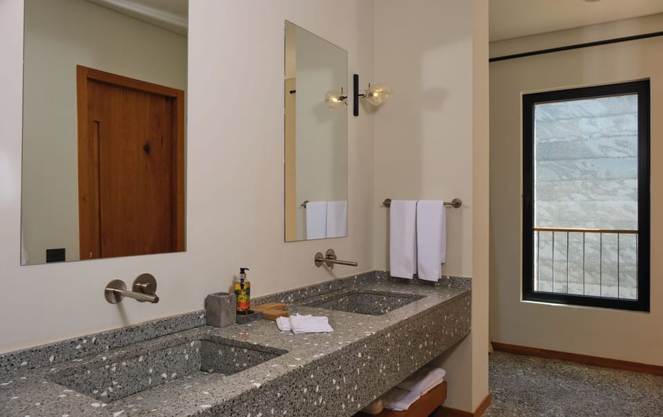 In-room safe, iron/ironing board, WiFi (free)