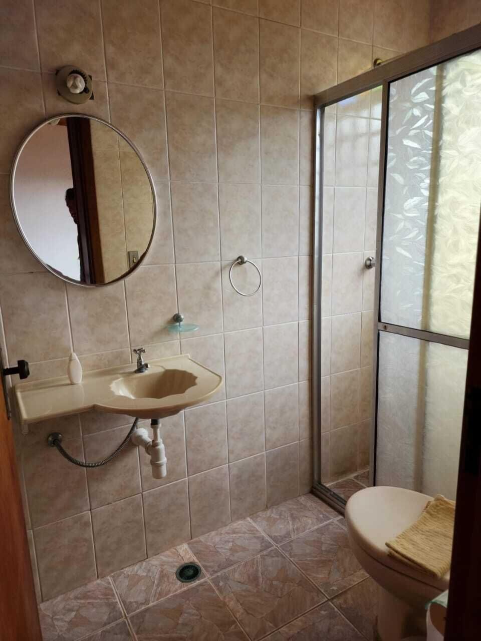 Basic Suite | Bathroom
