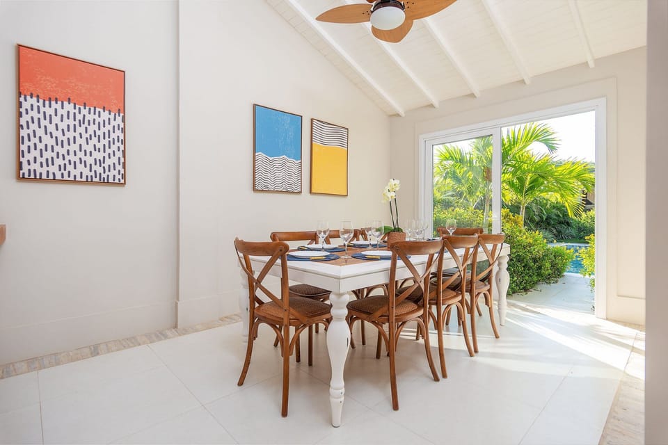 Deluxe House, 3 Bedrooms, Private Pool | Dining