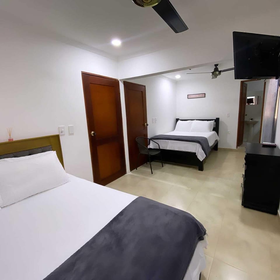 Twin Room | Soundproofing, WiFi (free), bed sheets