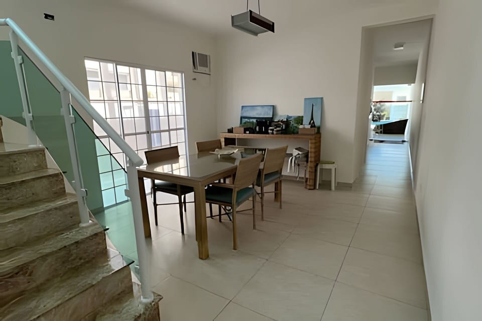 Villa | Dining
