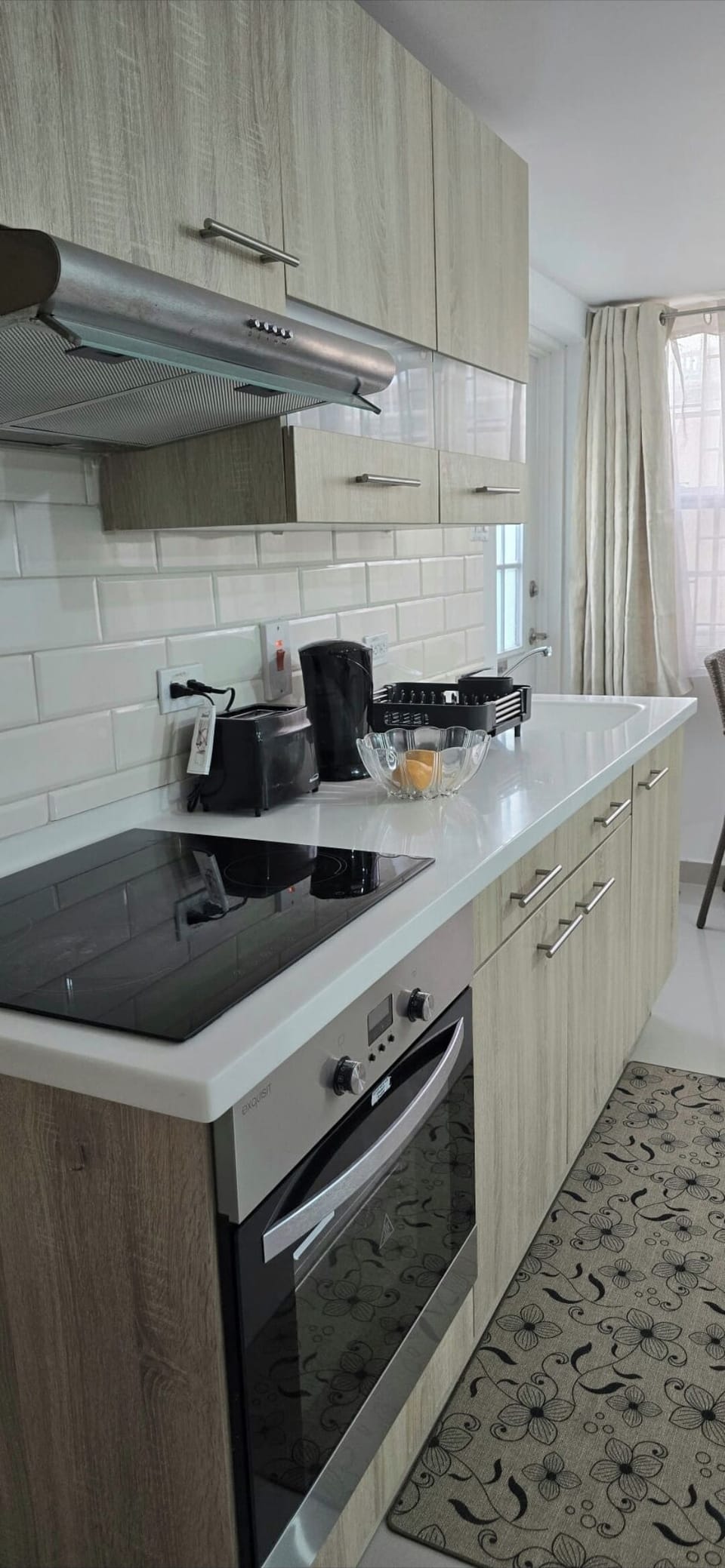 Countertop and Accessories 