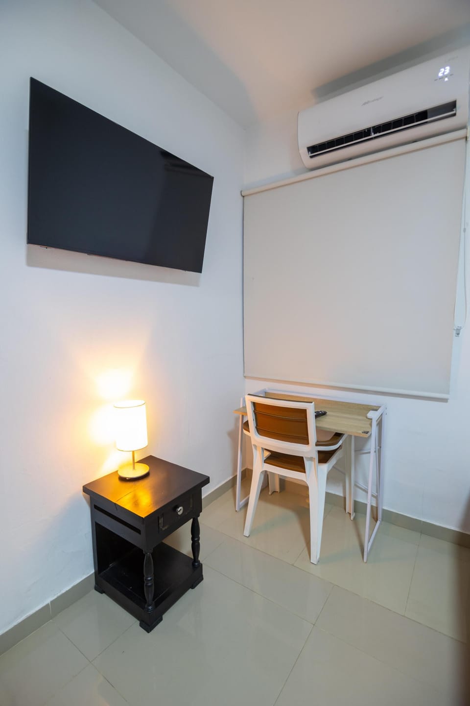 Comfort Quadruple Room | Down comforters, laptop workspace, free WiFi, bed sheets