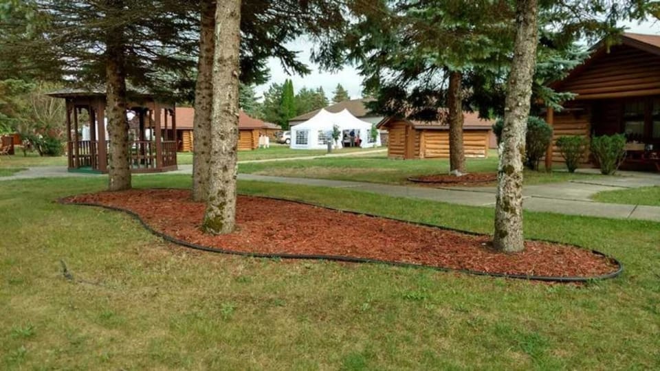 Cabin's exterior