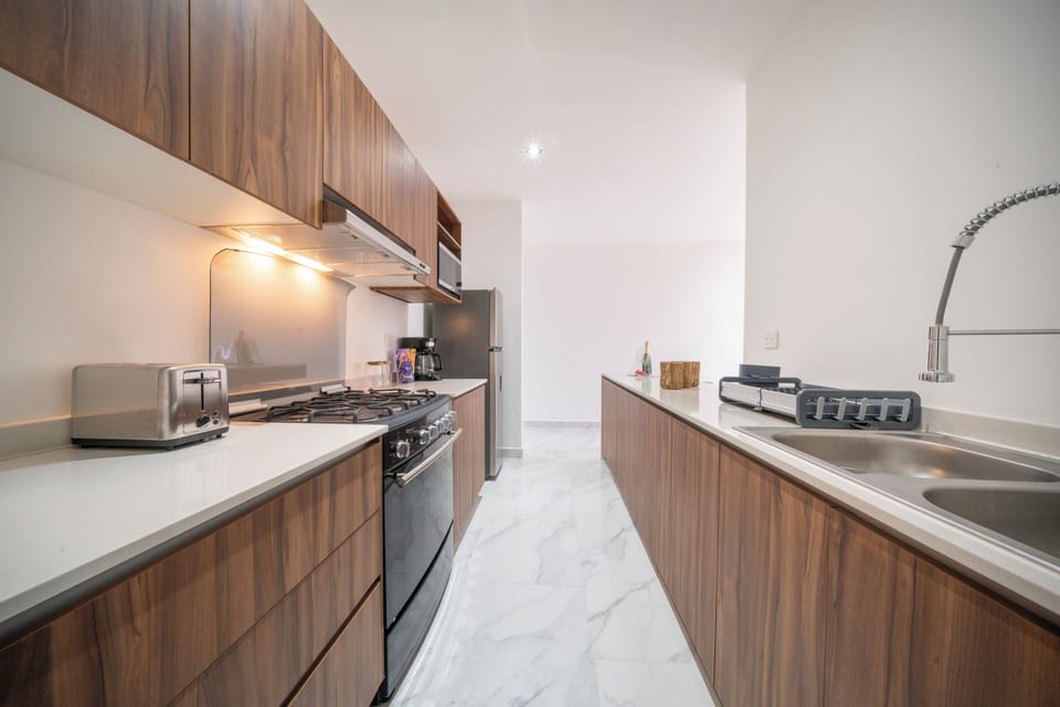 Apartment, 3 Bedrooms, Balcony | Private kitchen
