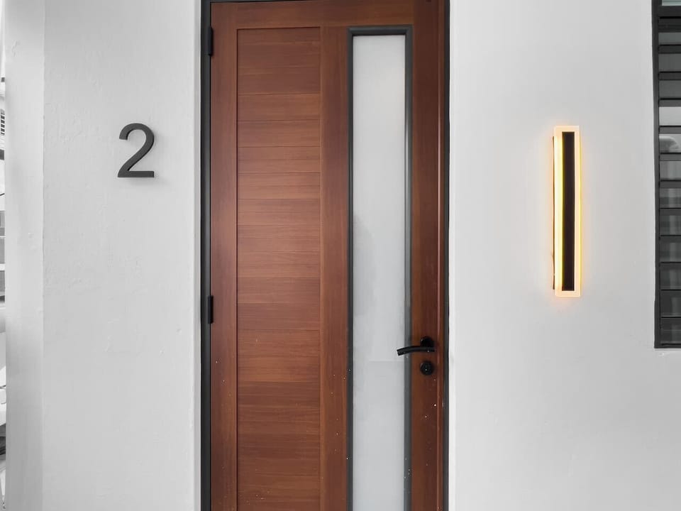 Cross the threshold into a charming environment that combines style warmth and practicality for your stay