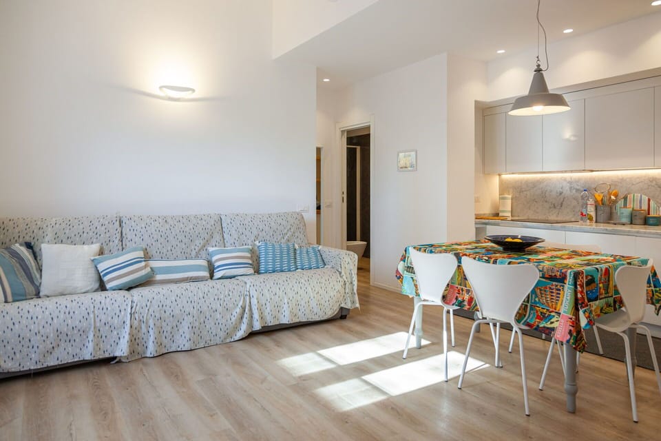 Kitchen, Living Room