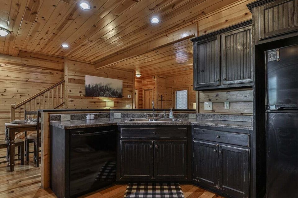 Oversized Counter Space