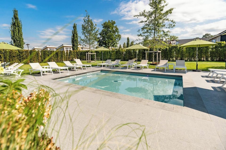 Holiday Home Swimming Pool