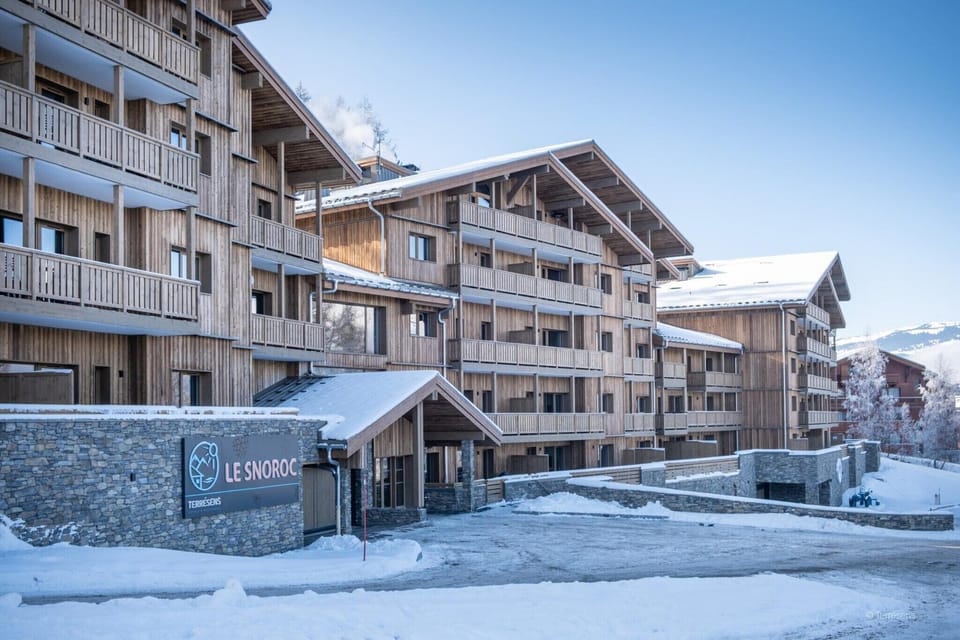 Holiday Home Exterior [winter]