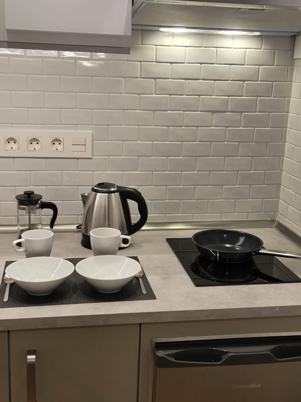 Studio, City View | Private kitchen