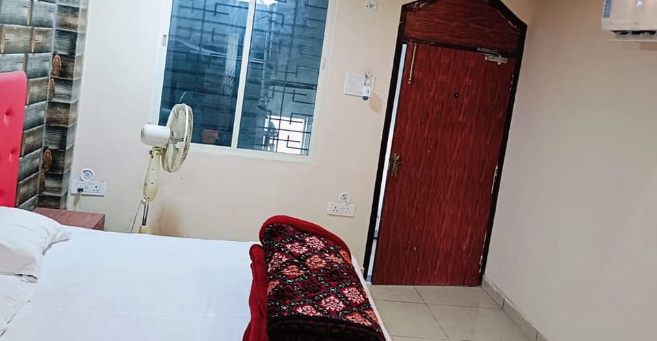 Deluxe Room | Free WiFi, bed sheets