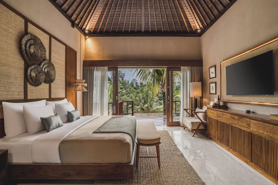  One Bedroom Villa with Hot tub | Minibar, blackout drapes, free WiFi, bed sheets
