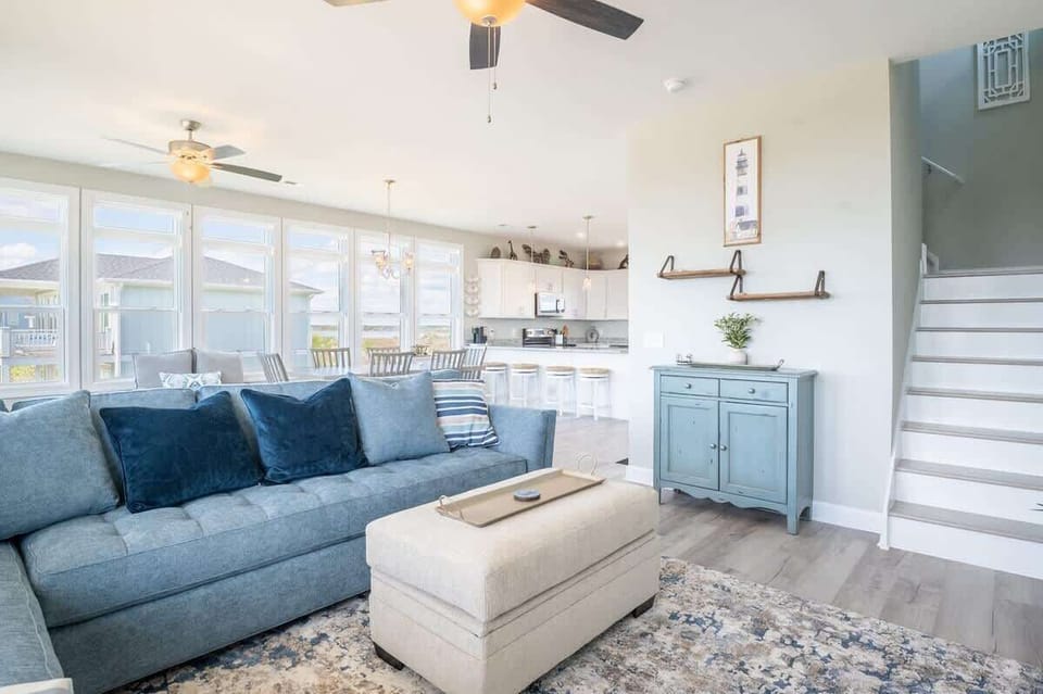 Ocean View Living Room North Topsail Beach