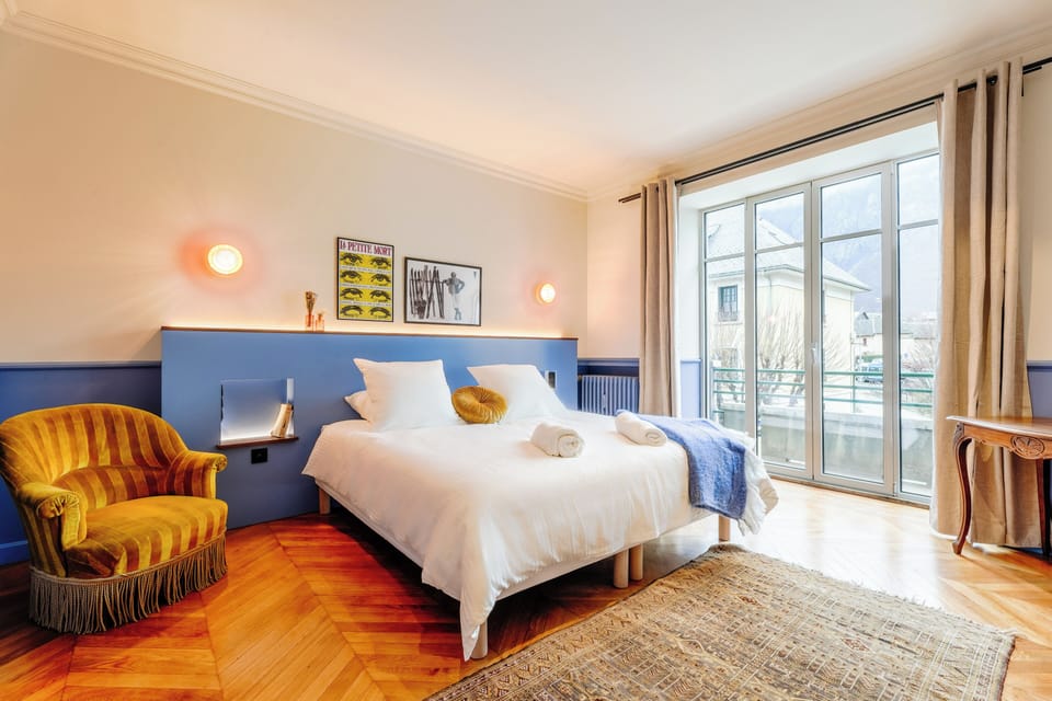 Superior Double Room, 1 King Bed, Private Bathroom, City View | Premium bedding, memory foam beds, free WiFi, bed sheets