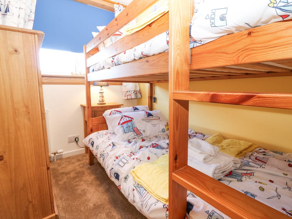 3 bedrooms, individually decorated, individually furnished, free WiFi