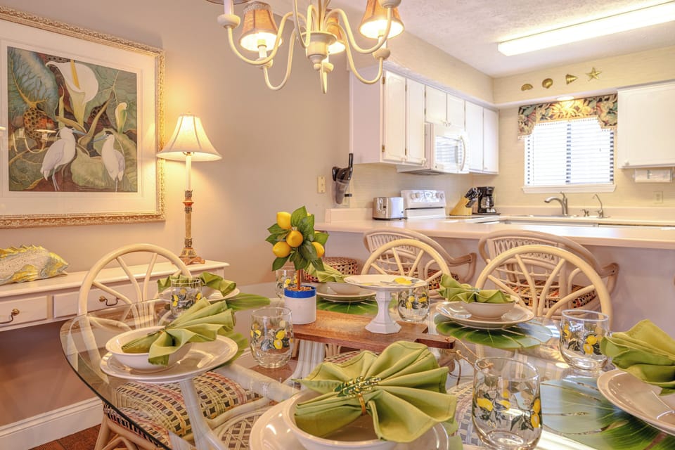 Located on St Katherine Blvd.