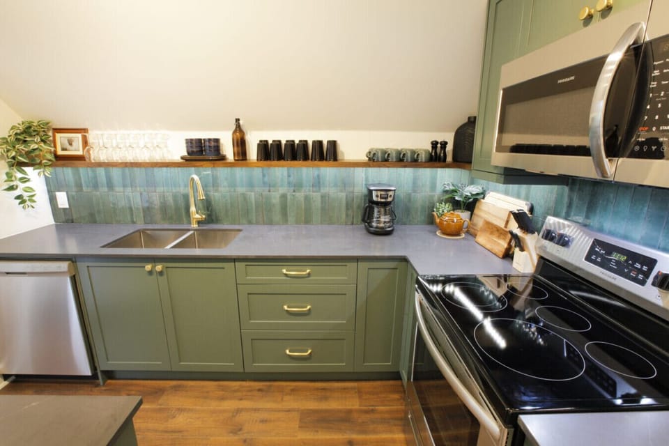 Equipped Kitchen