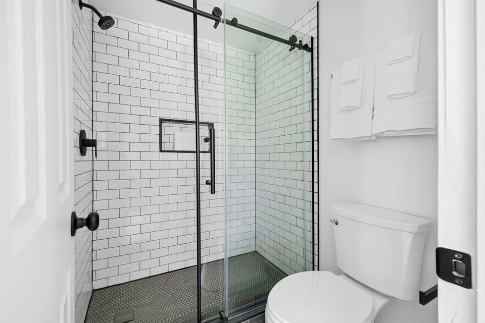 Shower, free toiletries, towels, soap