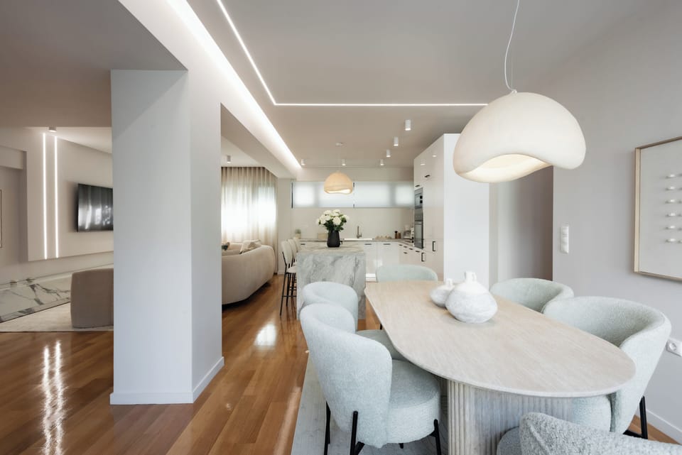 Luxury Apartment | Dining room