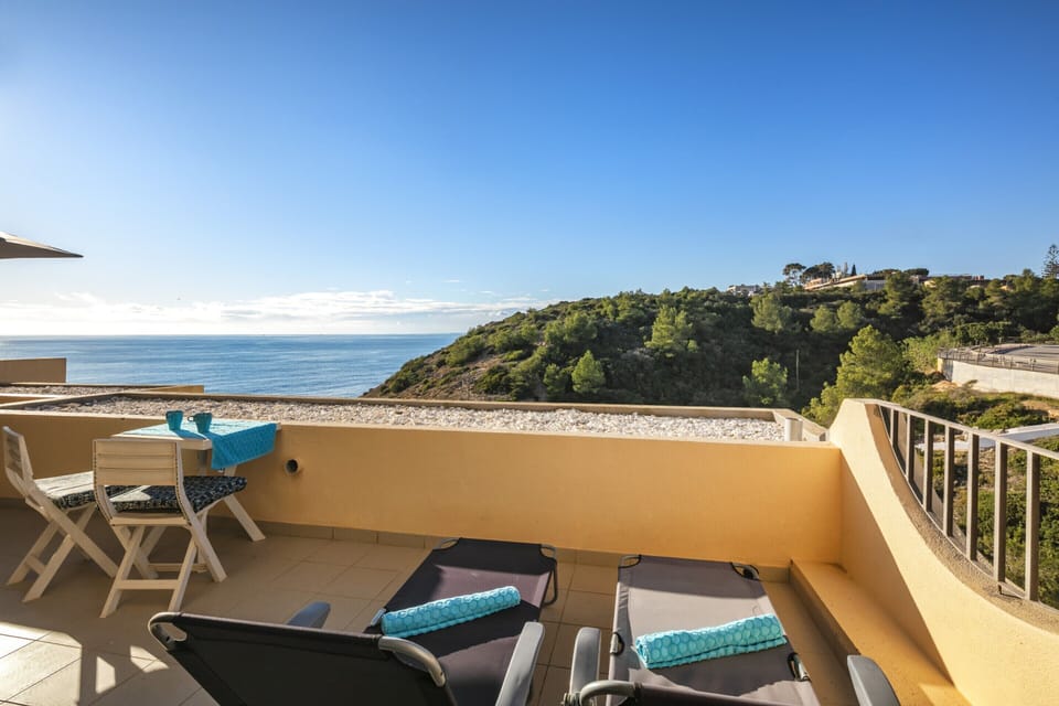 Apartment | Outdoor dining