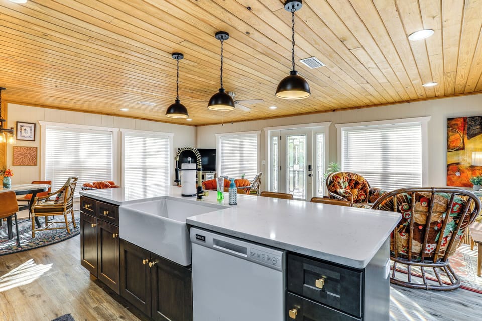 Cottage (2 Bedrooms) | Interior