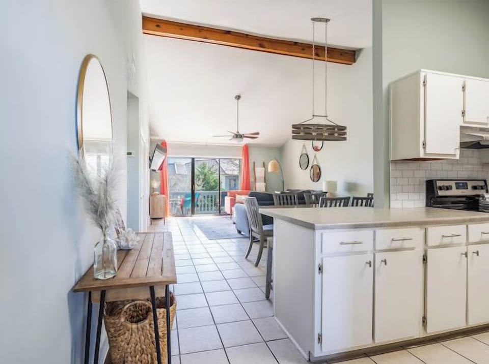 Chateau La Mer II  Unit 303