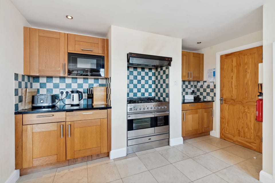 Kitchen at Pendennis Holiday Cottage, Padstow, North Cornwall