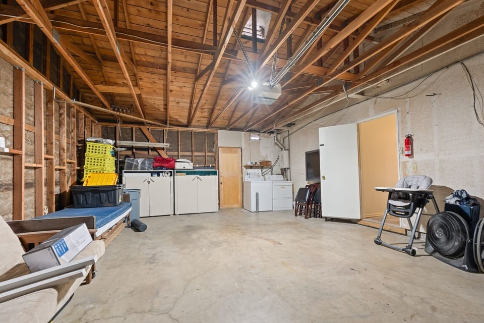 Washer/Dryer Located in the attached garage